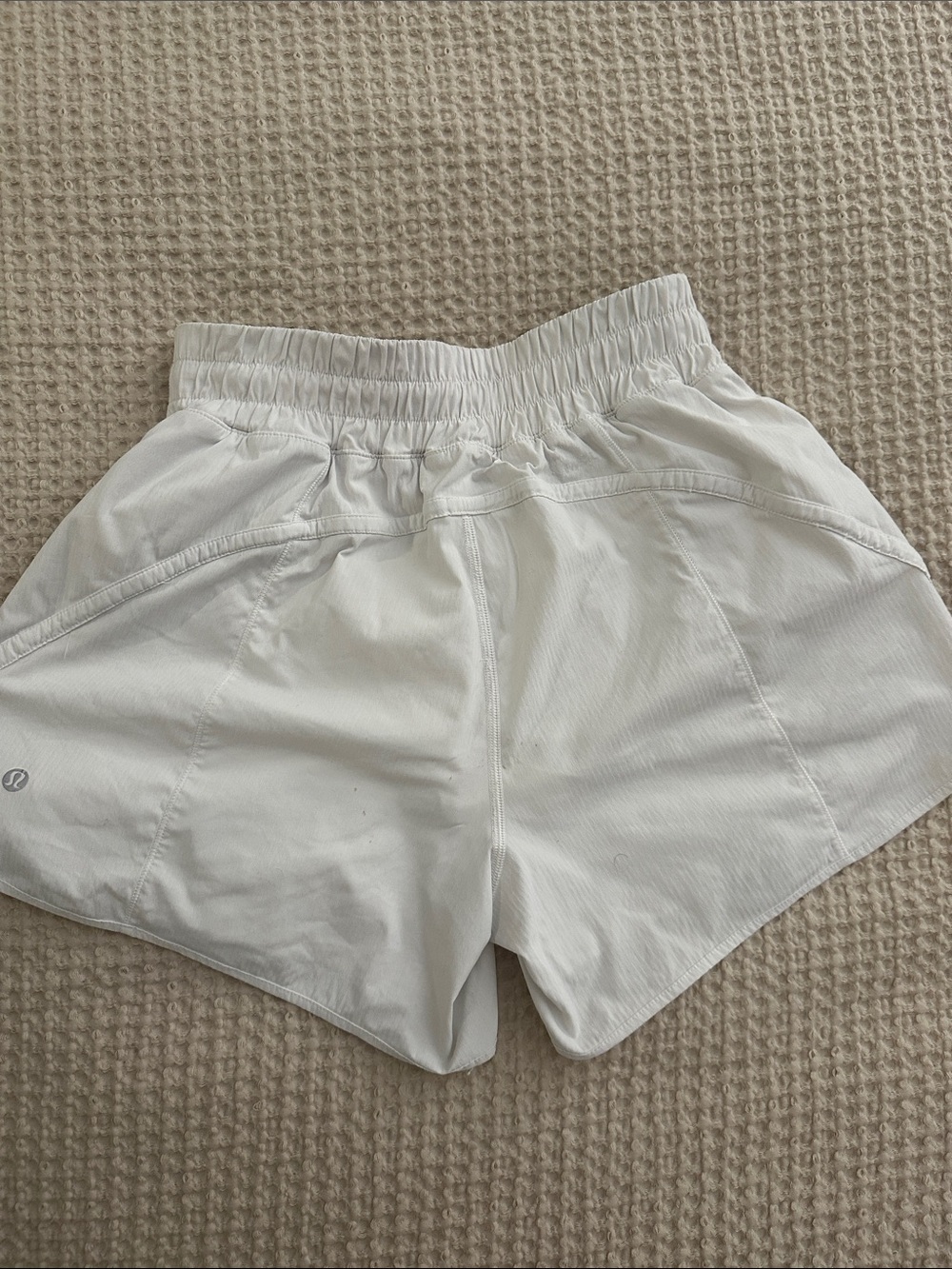 lululemon athletica track that White Women's Running Shorts HR 4” inseam - Picture 9 of 10